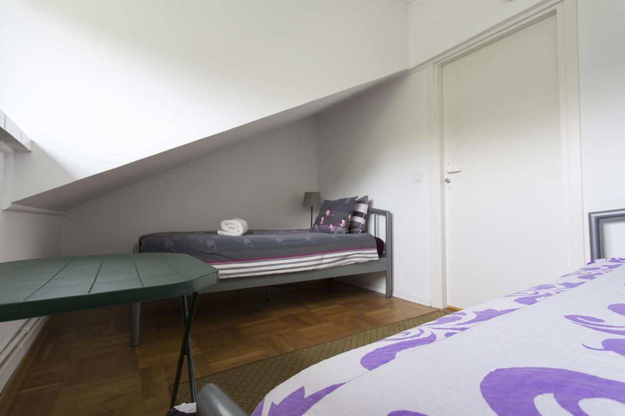 Rent0Nline Brwinow Rooms Kültér fotó